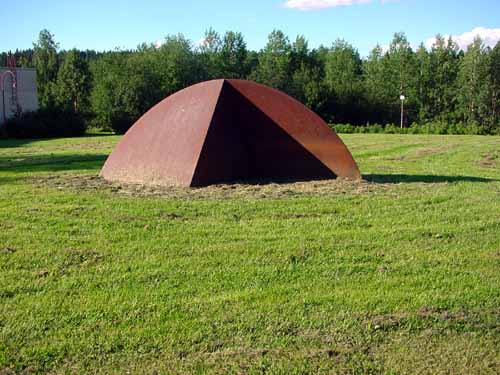 Kajaani Finland - sculptures (site specific and public sculpture) in cities in Europe and America by Lucien den Arend - his site specific sculptures and works in the city of Kajaani