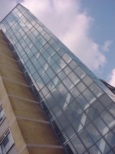 the city of Rotterdam Holland and the sculpture of Lucien den Arend - site specific constructions in Rotterdam