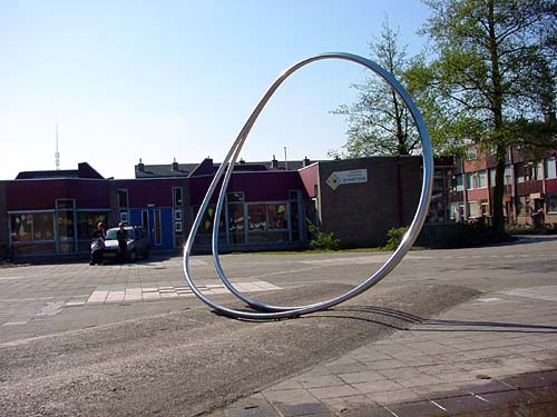 Maassluis Holland and the sculpture of Lucien den Arend - his site specific sculptures ordered by the city of Maassluis