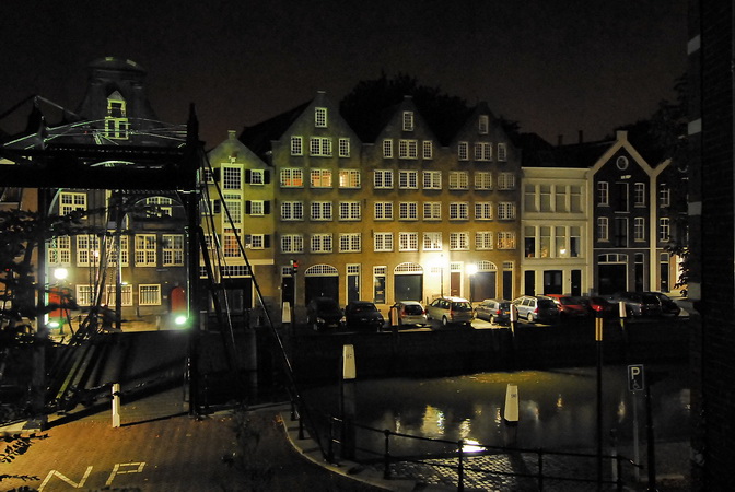 omgeving rivier in Dordrecht | De uitzichten vanuit het herenhuis | grachtenpand zijn wijds, historisch en landschappelijk.