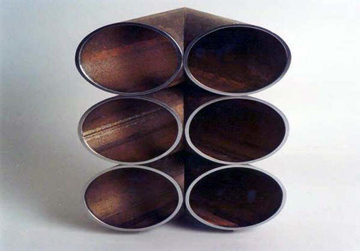 Roland de Jong Orlando - "Triplo" - steel sculpture.