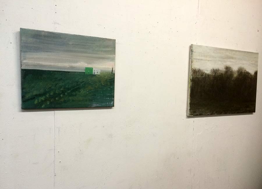 Links. TUMOBA. - Rechts. najaarsbos