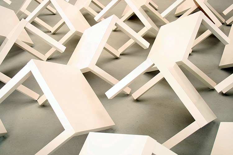 sculpture - 2006 - object - 432 porcelain mugs - 50 x 50 x 110 cm - studio, Den Helder, The Netherlands